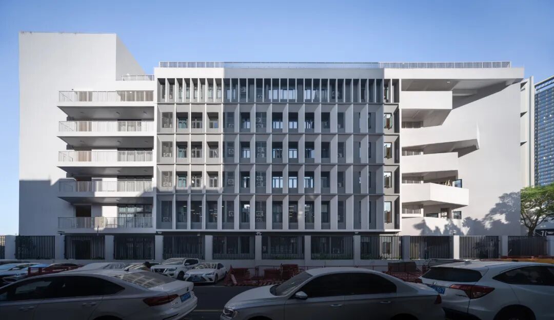 作品推介|立体庭院与开放边界：深圳市龙华高级中学教育集团民治校区-83