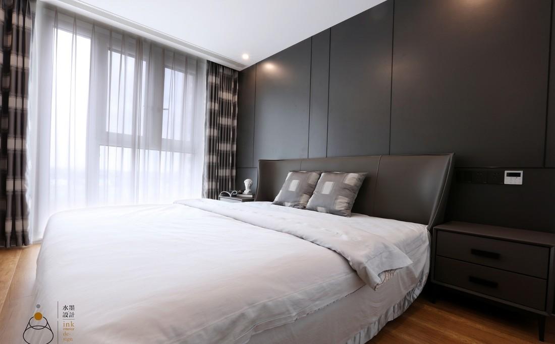 145㎡现代轻奢平层，普鲁士蓝的静谧优雅-15