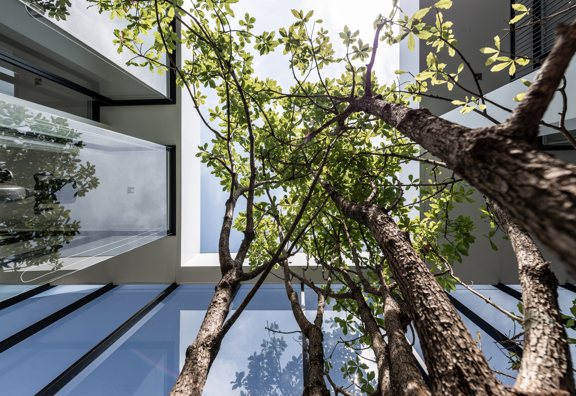 AP Grand Pleno Phahol Ransit Club House / ForX Design Studio-18