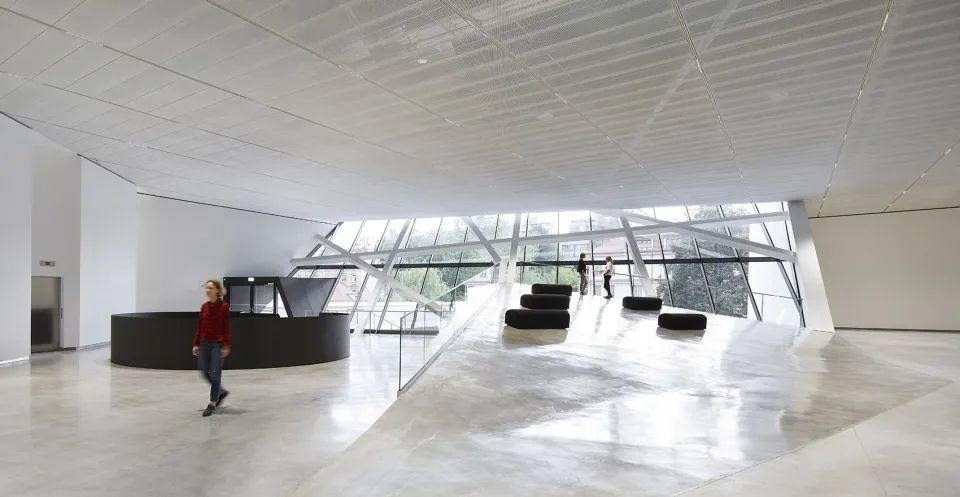 立陶宛当代美术馆MO Modern Art Museum丨立陶宛维尔纽斯-40