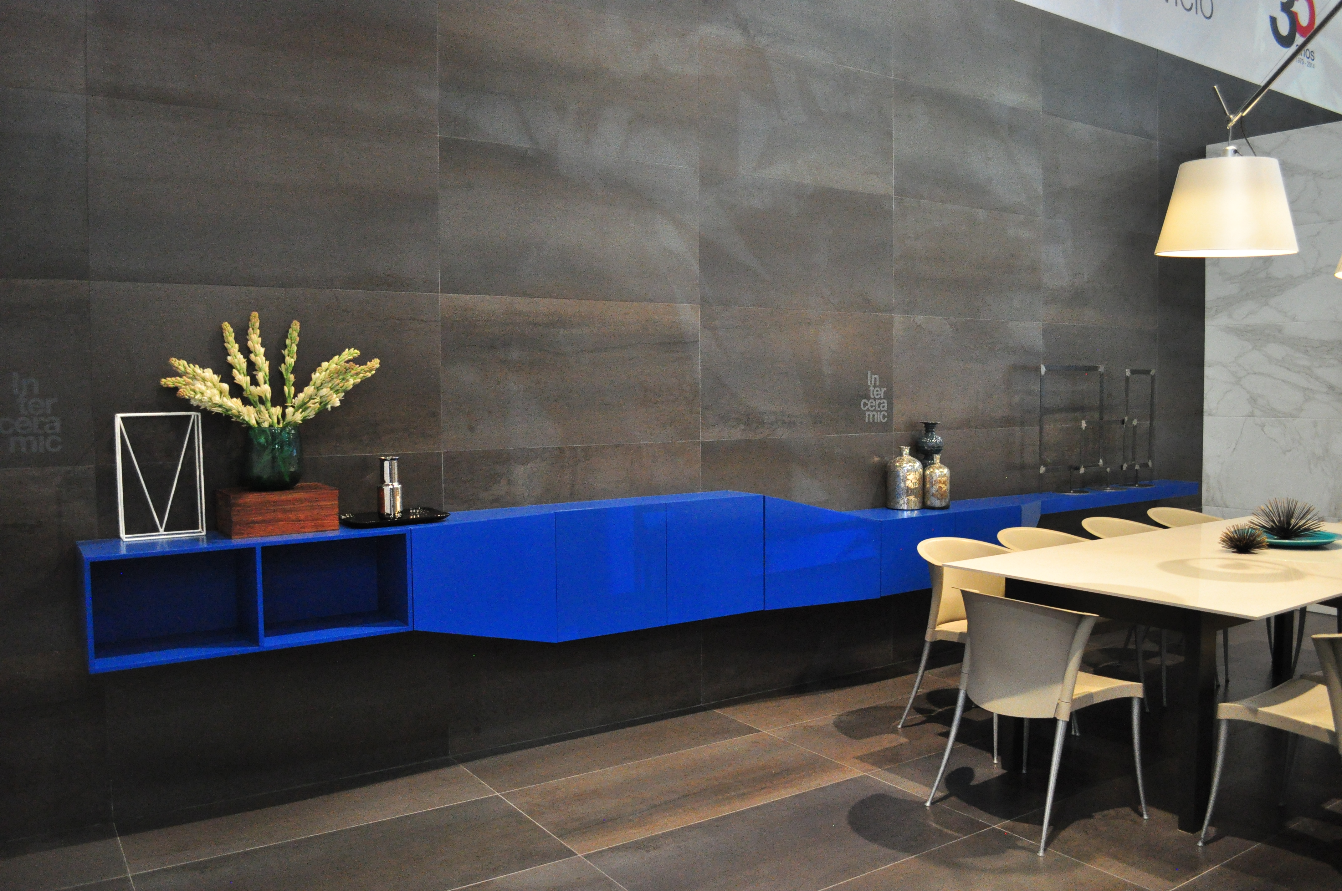 2014 年 Expo Cihac 展位设计——Interceramic Design 的商用展示空间-17