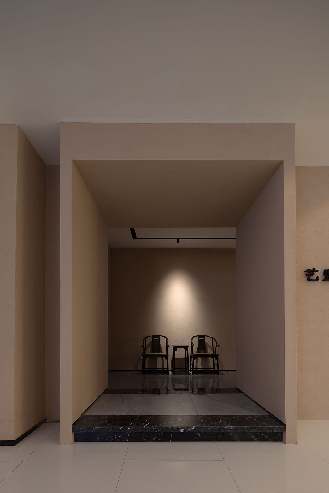 艺盟百胜红木展厅丨中国苏州丨尤格空间设计事务所-47