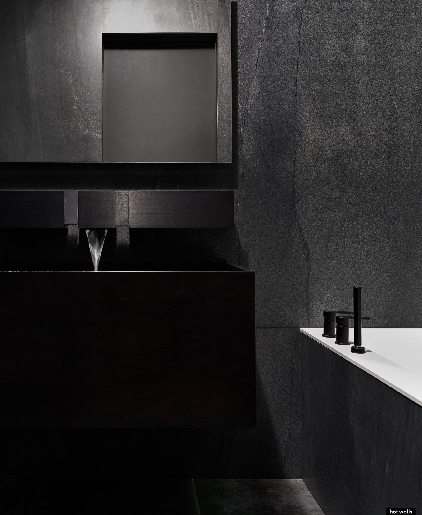 Hot Walls｜现代灰色主义基调-22