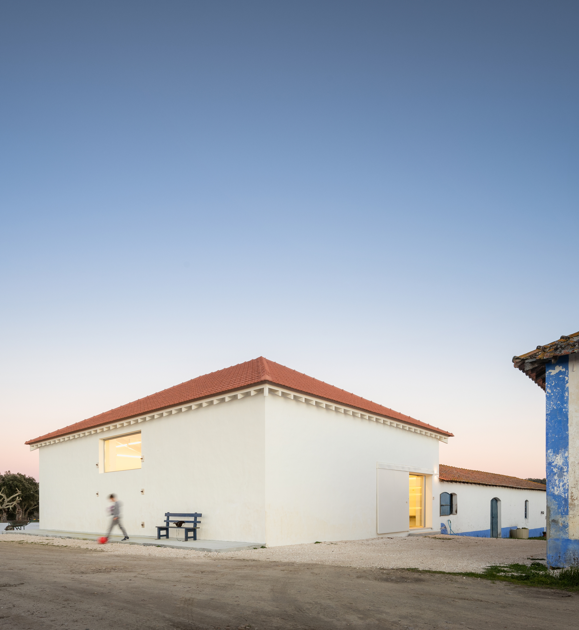 Landscape Observatory of Charneca / Joao Morais-38