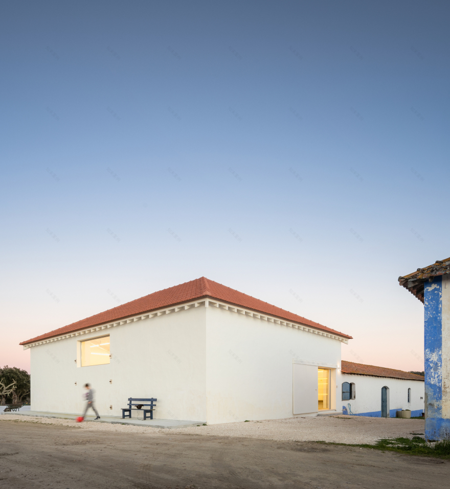 Landscape Observatory of Charneca / Joao Morais-38