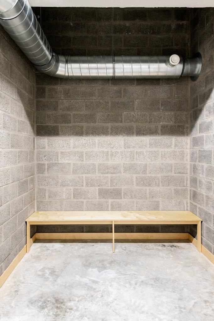 旧炸丸子工厂改造为运动物理治疗诊所丨Polygoon Architectuur-7