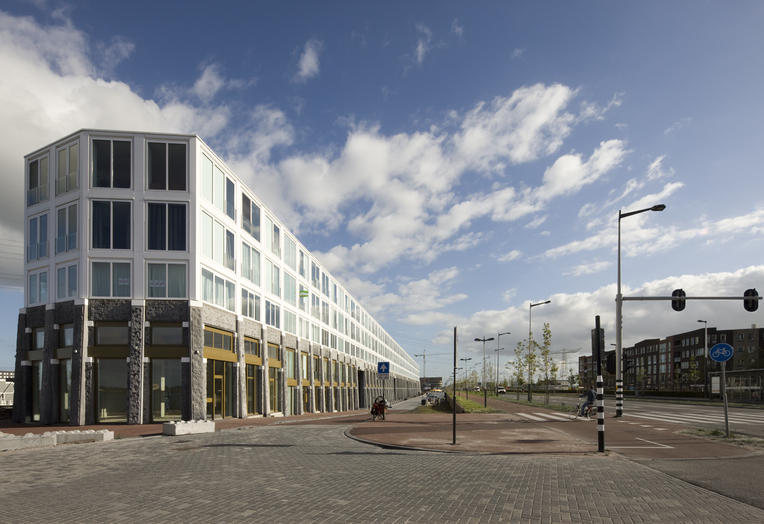 阿姆斯特丹的码头建筑丨Liesbeth van der Pol-15