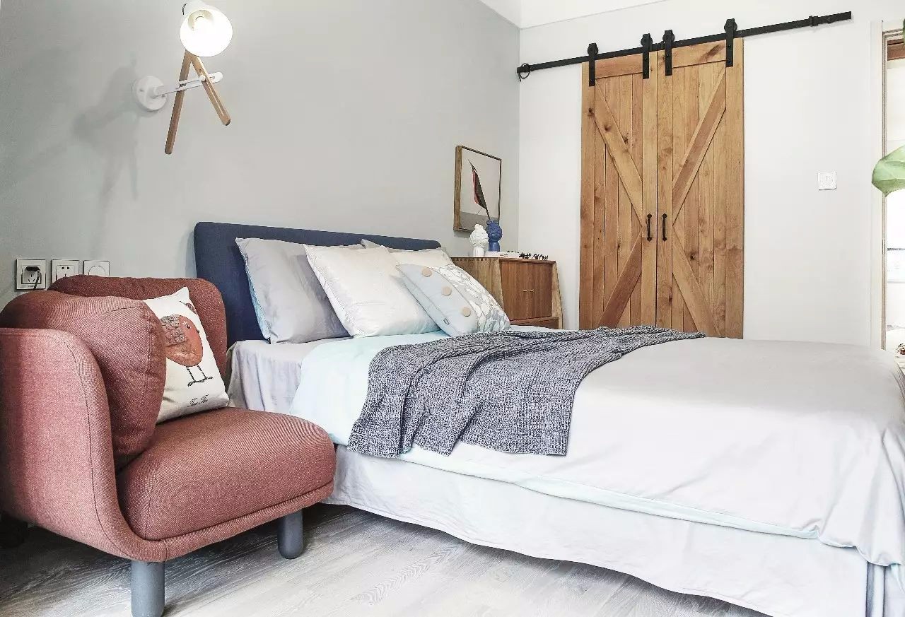 65 岁老太打造 107㎡前卫北欧风家居,成为年轻人羡慕的模样-35