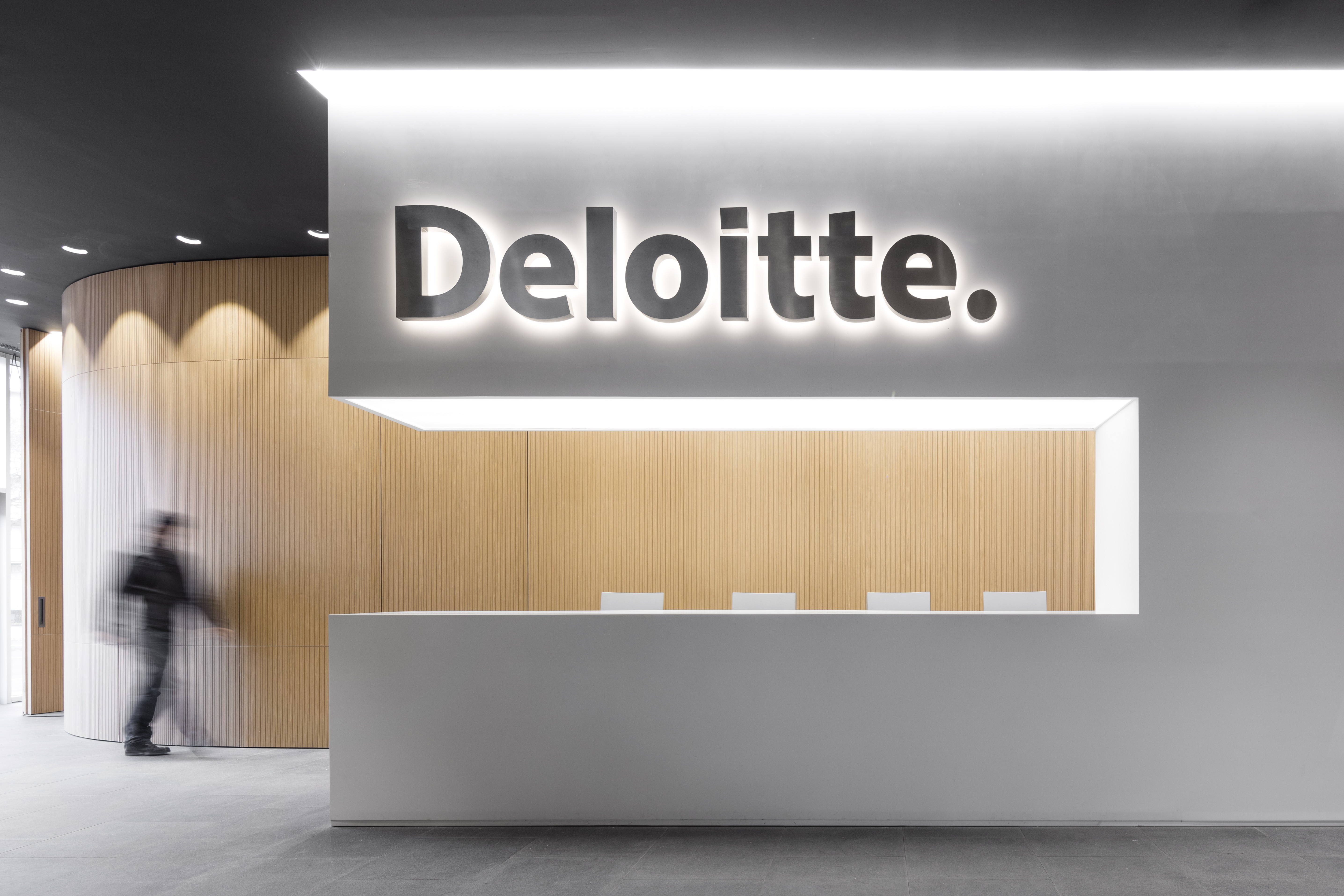 里斯本 DELOITTE 总部 | 现代办公空间的典范-6