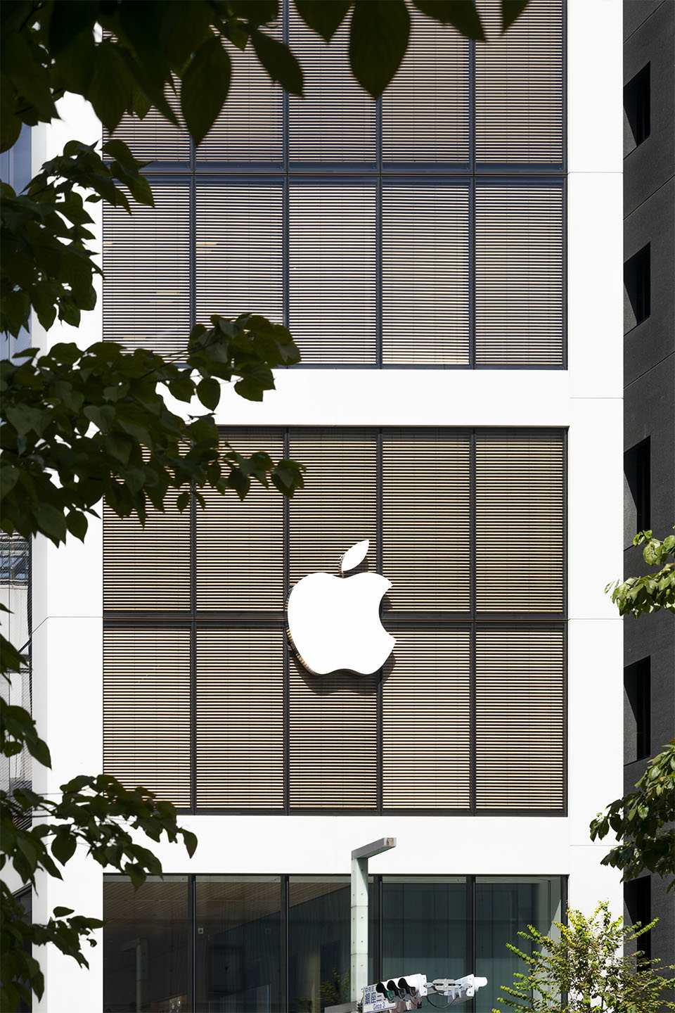 苹果银座店焕新丨日本东京丨Foster + Partners-12