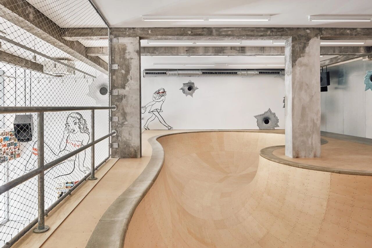 Supreme迈阿密门店丨美国迈阿密丨半筑设计-20