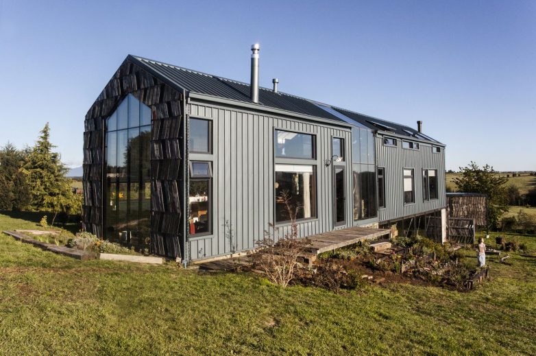 智利某回收材料改造住宅-28