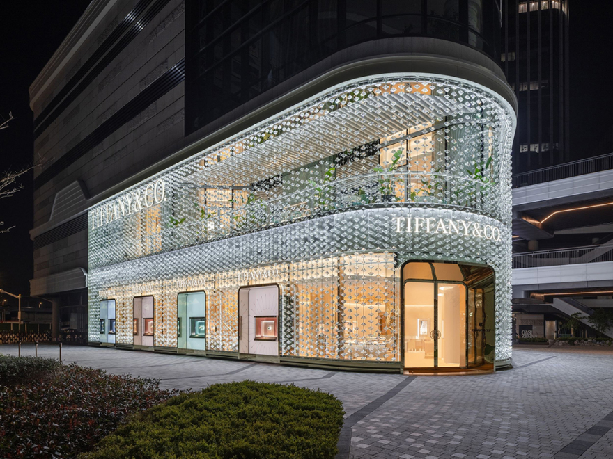 蒂芙尼(Tiffany & Co.)专卖店钻石门头设计,上海 | Space design by Nina Frolova - 餐饮资讯 - 餐厅LOGO-VI空间设计-全球餐饮研究所-1