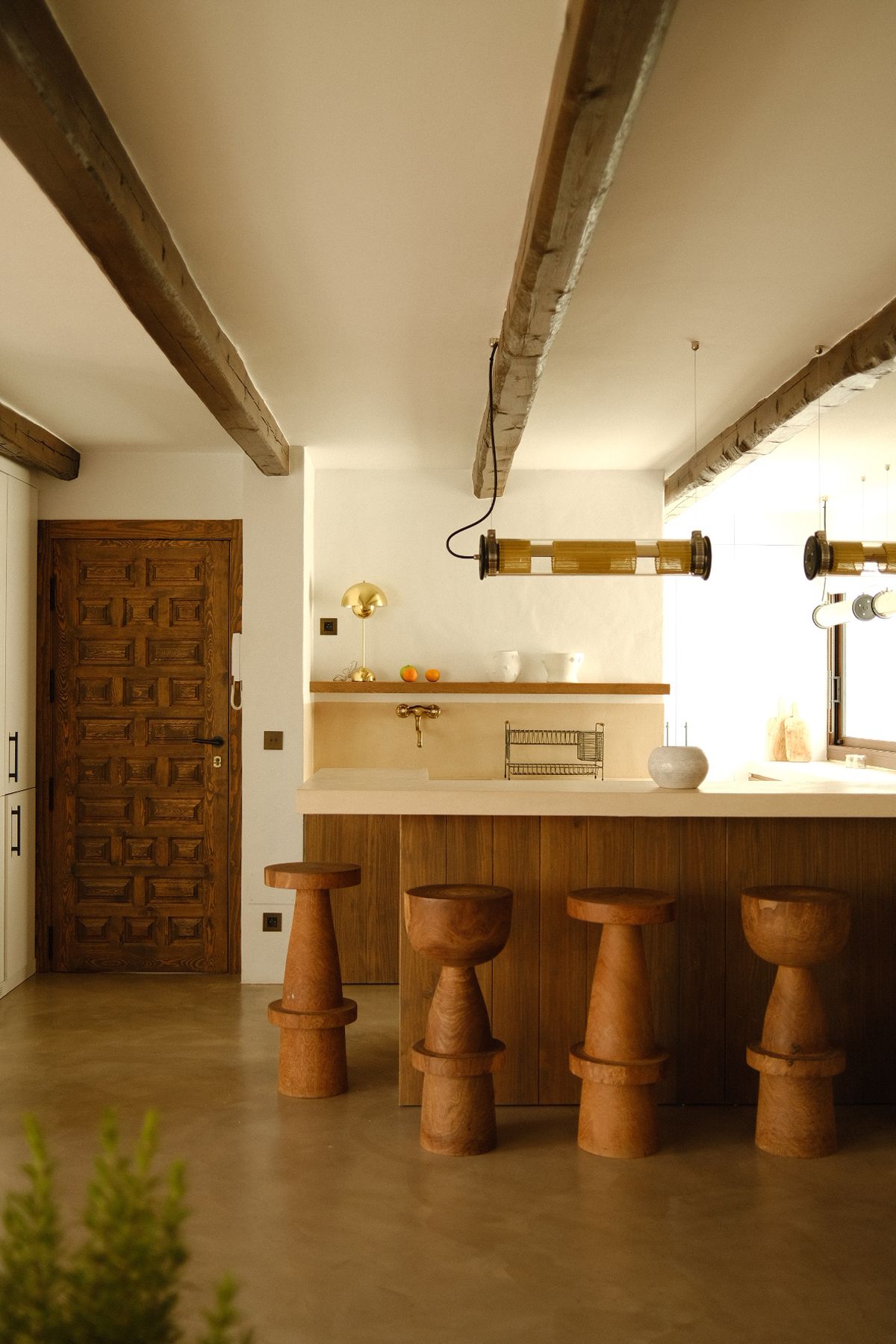 自然风豪华顶层公寓 | 微水泥与木质元素的完美融合-7