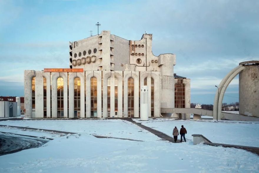 苏联粗野主义建筑及雕塑作品赏析丨多位设计师-28