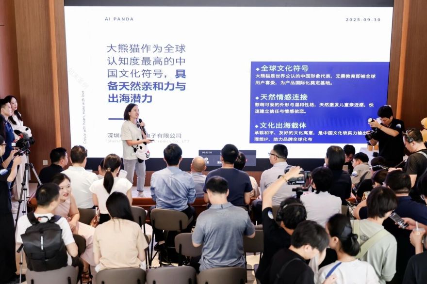 荣耀阿尔法AI旗舰店丨中国深圳丨HONOR Retail Design Studio-47