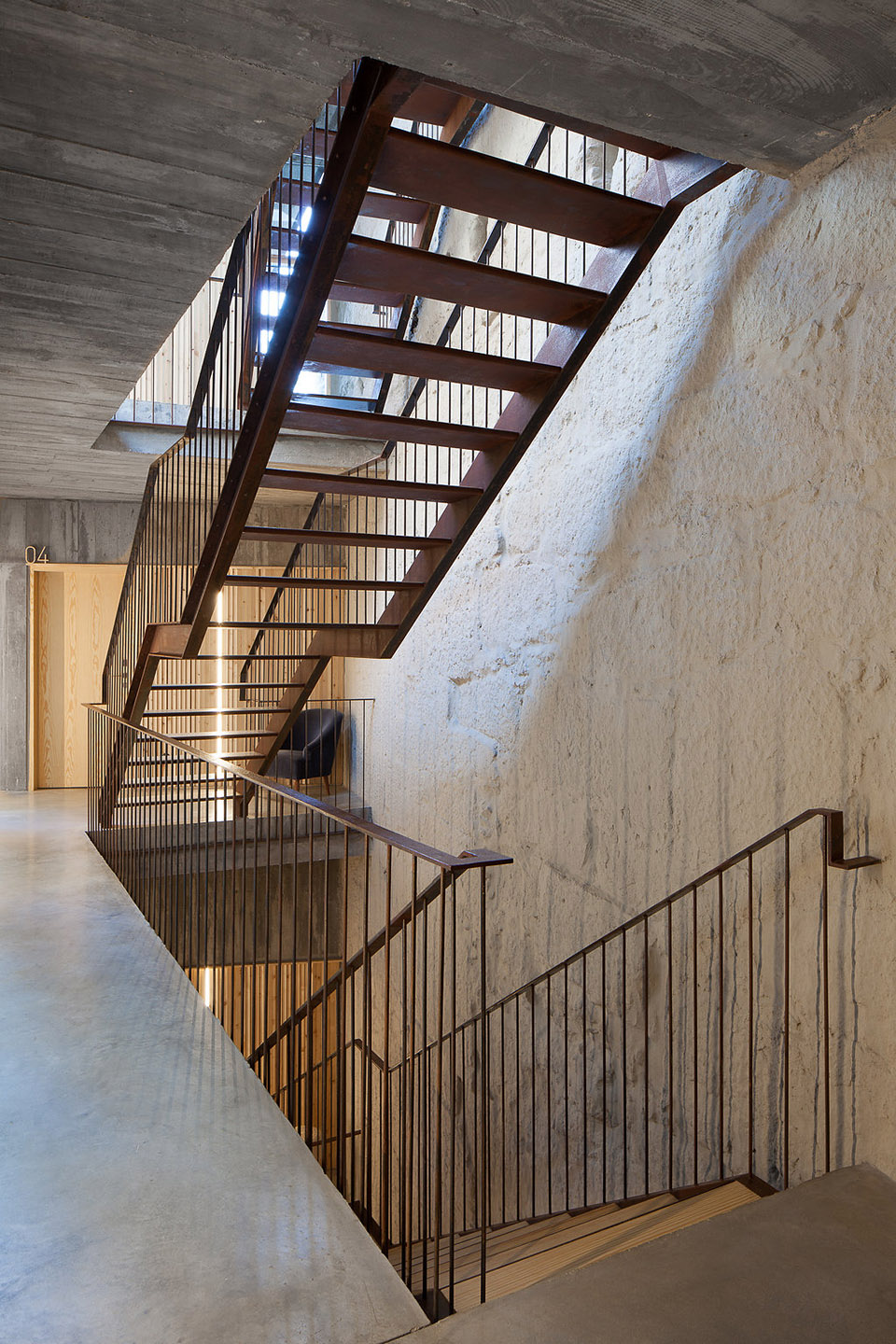 波尔图Armazém奢侈酒店 / Pedra Liquida-35