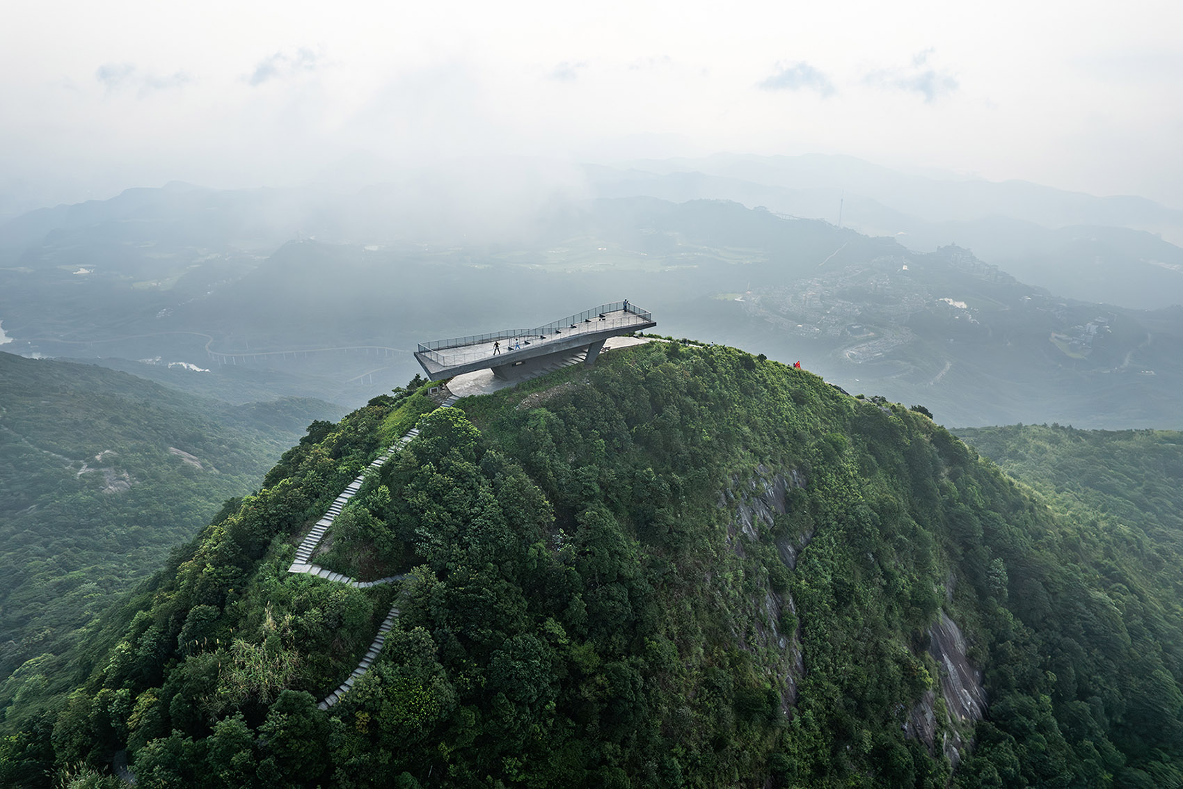 深圳梅沙尖城市看台丨中国深圳丨line+建筑事务所-31