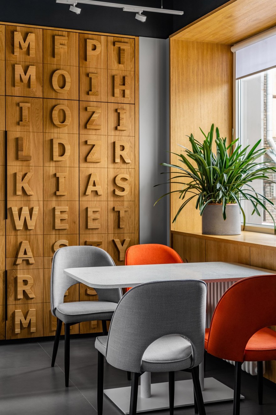 Deve·perts 团队打造未来感 IT 办公空间-3