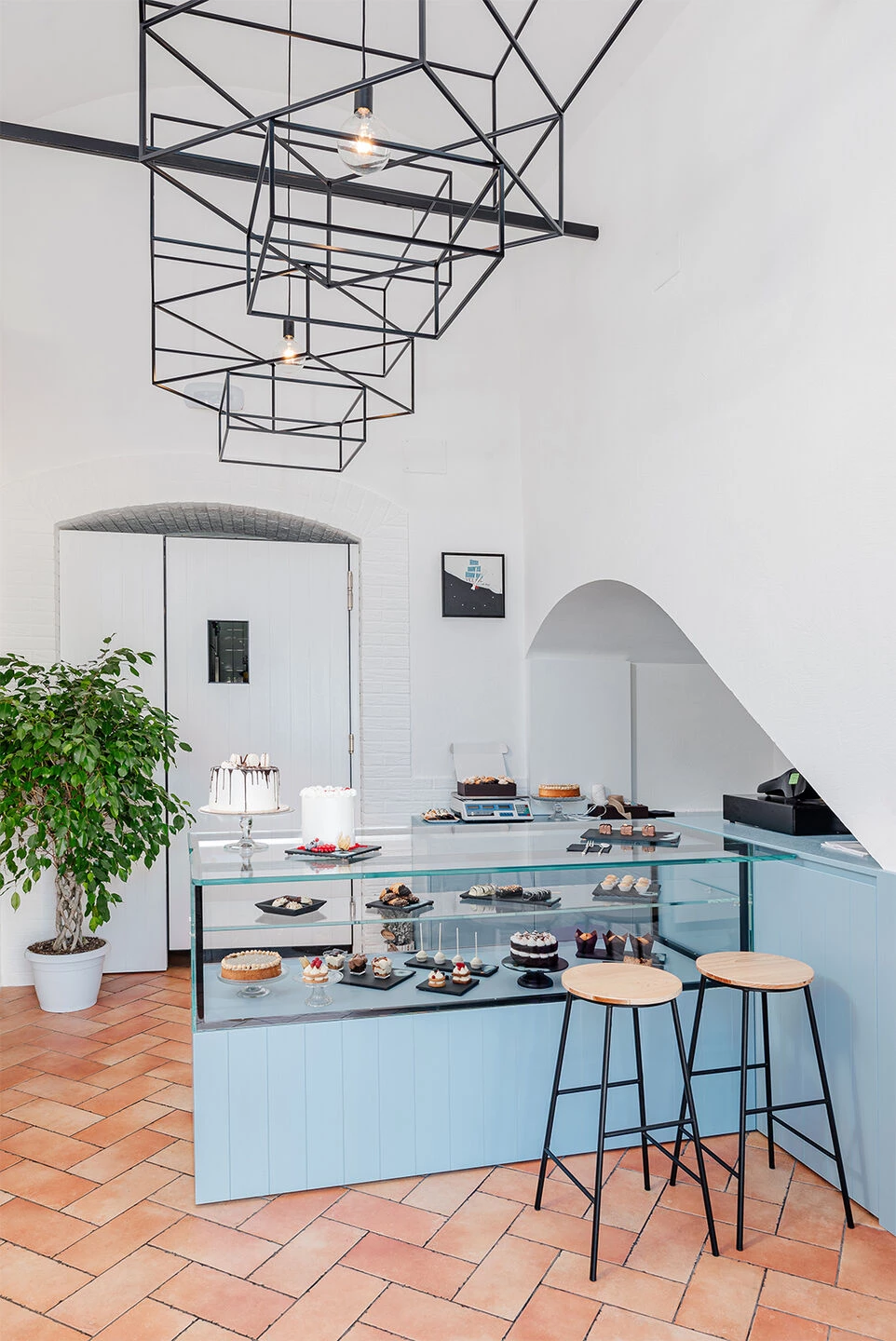 意大利乡村风格蛋糕店设计-11