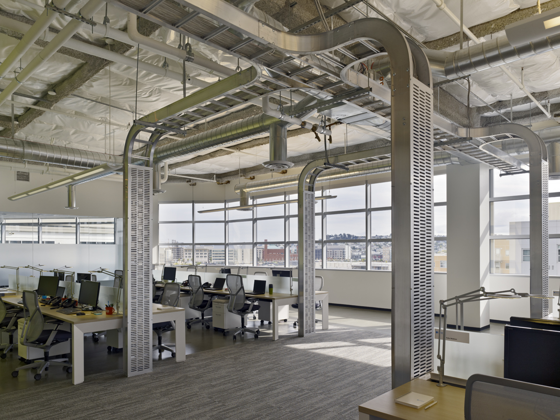 简约而富有雕塑感的日本游戏公司美国总部办公室设计-21