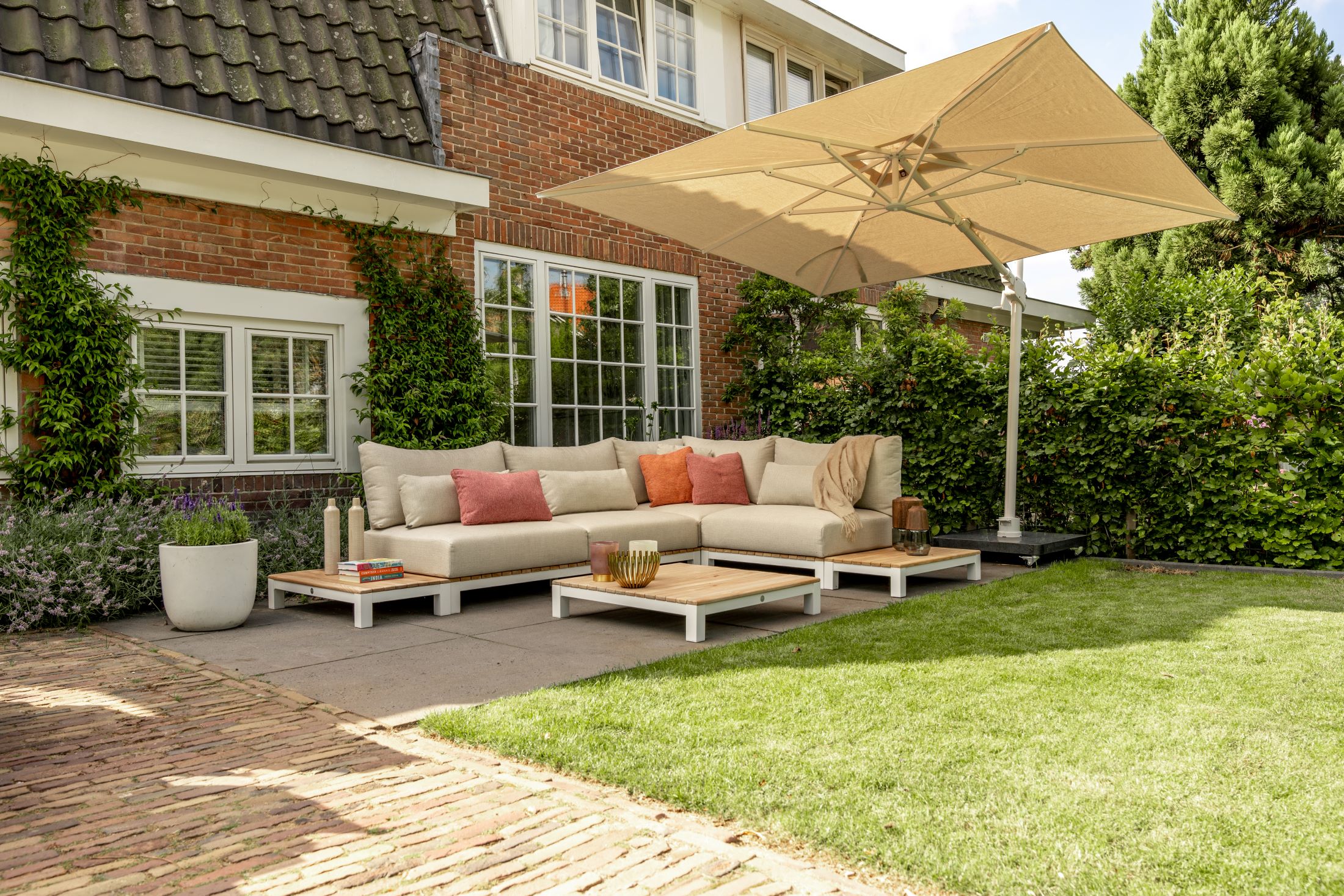 Leslie Keijzer的宜人家庭花园设计丨荷兰丨SUNS-1