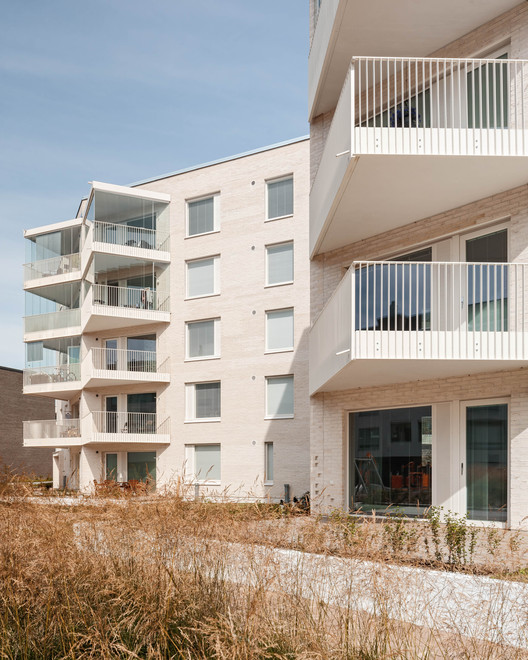 Lorentzinpuisto Apartments  Playa Architects-19
