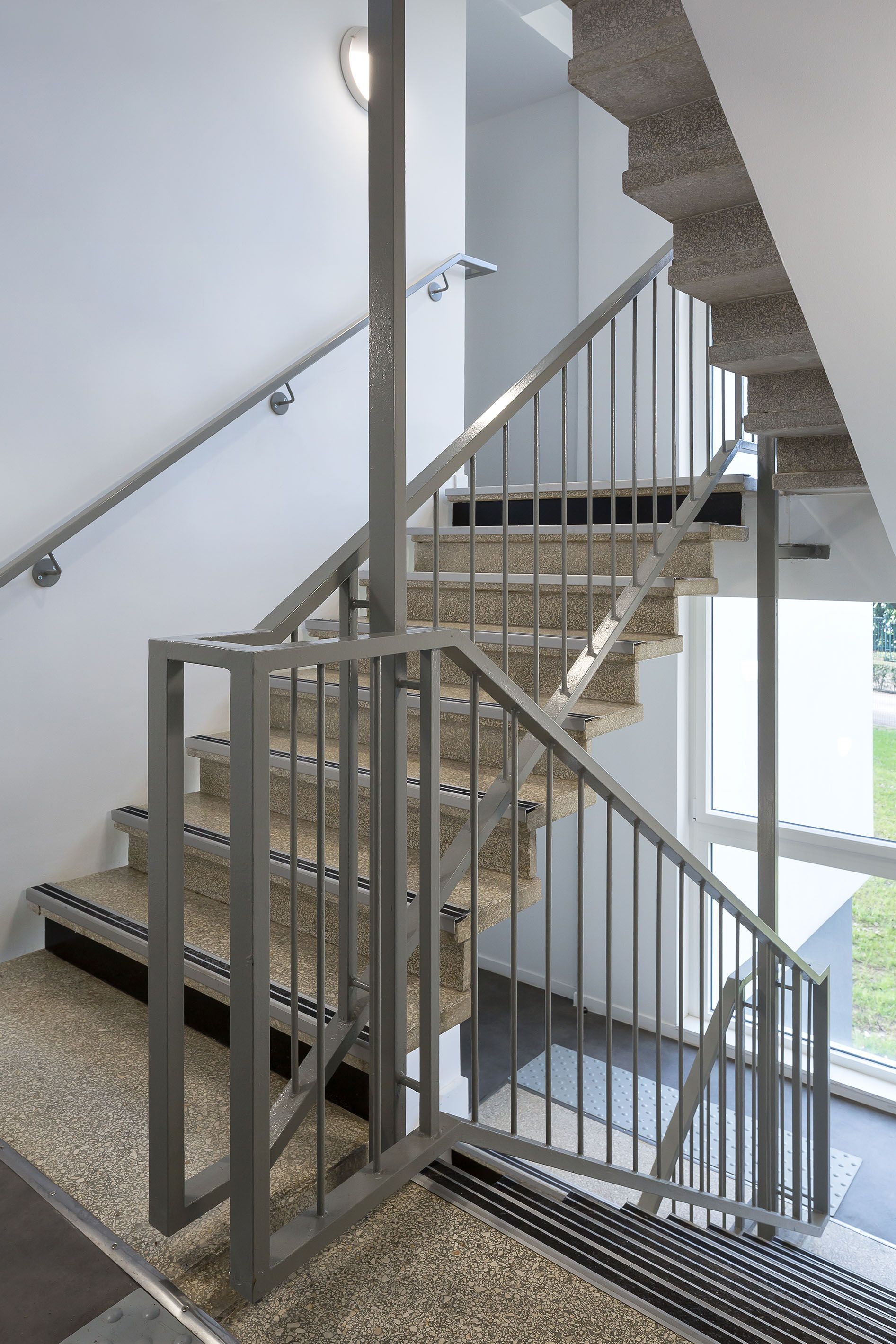 CROUS蒙普莱西尔学生公寓E楼改造项目丨法国丨A3architectures,Eléonore Nicolas等-4