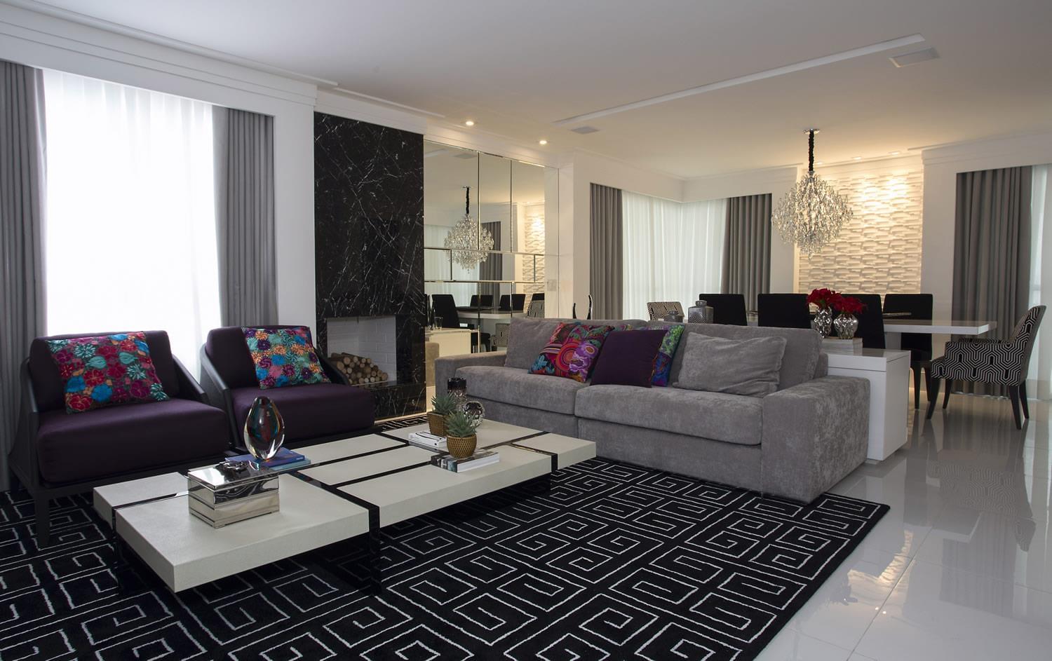 巴西设计师Érica Salguero 的木质玻璃公寓设计-1