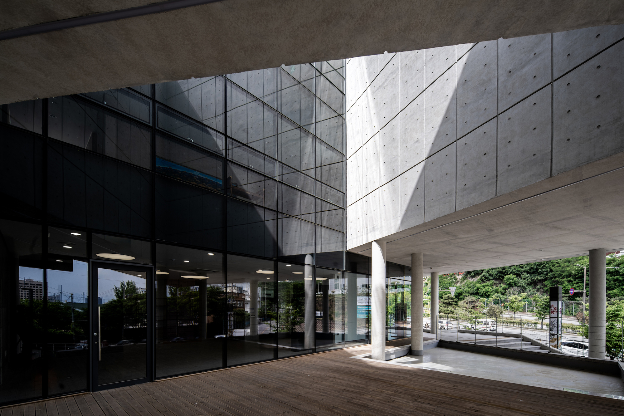 Modern History of Christianity Museum / Kode Architects-18