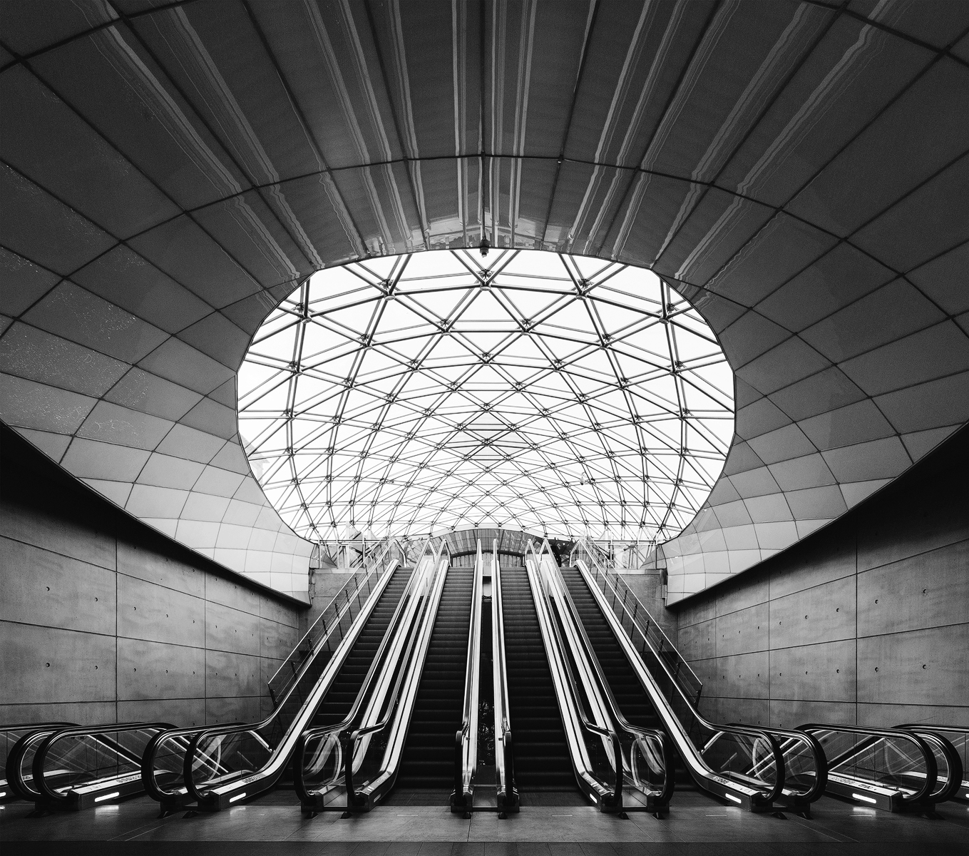 瑞典马尔默的车站三角丨Calle-0