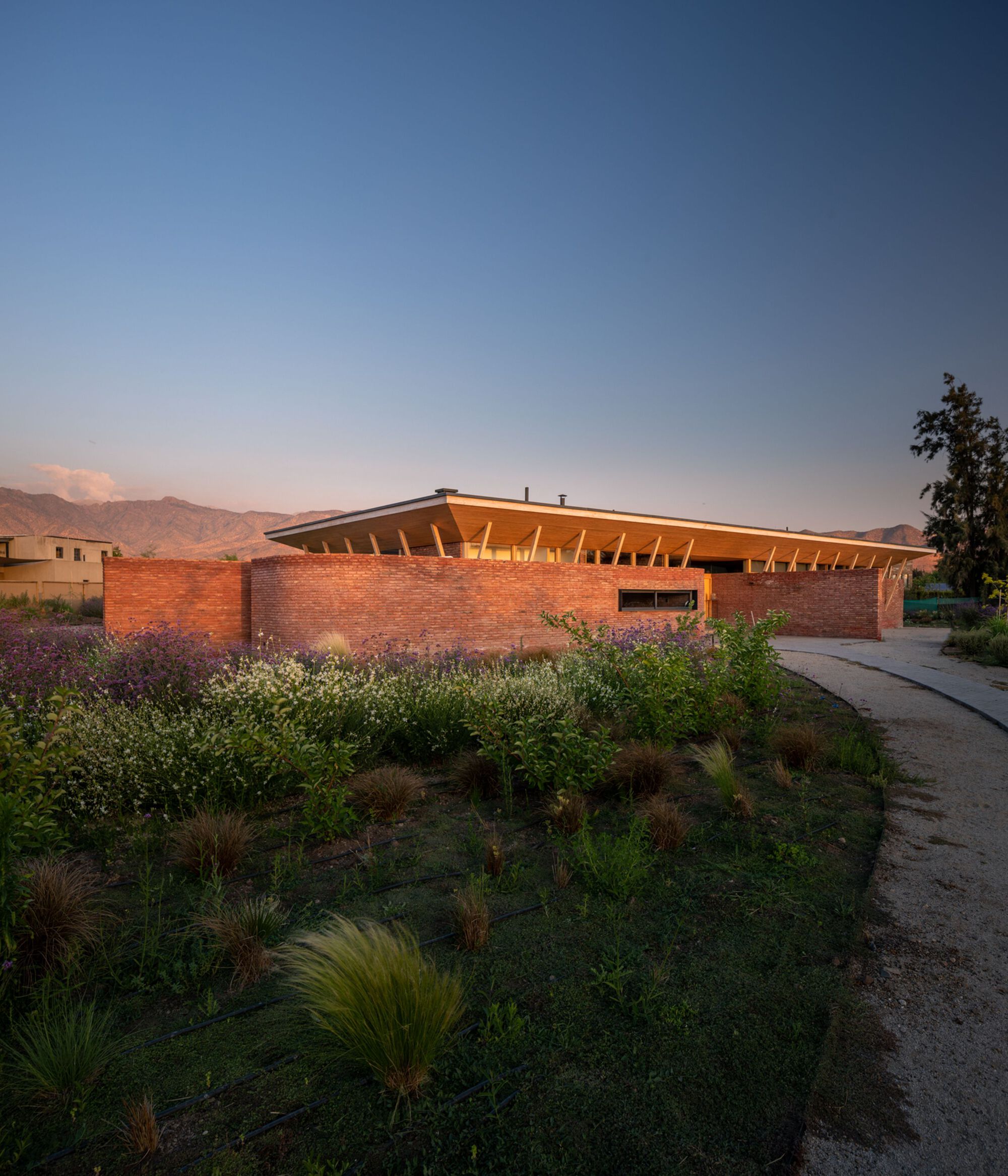 弧形墙屋丨智利-32