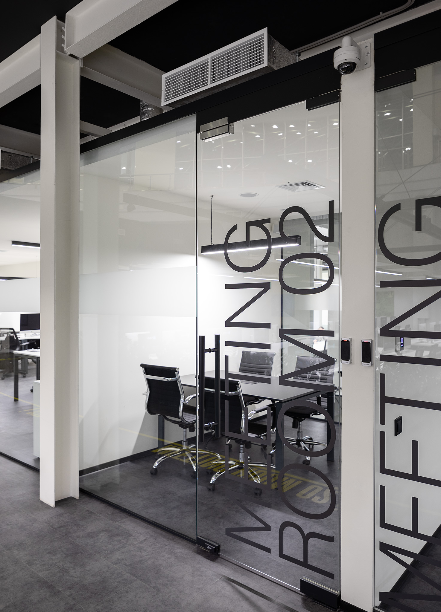 乌克兰 Kharkiv 创新 IT 学校与联合办公空间设计-15