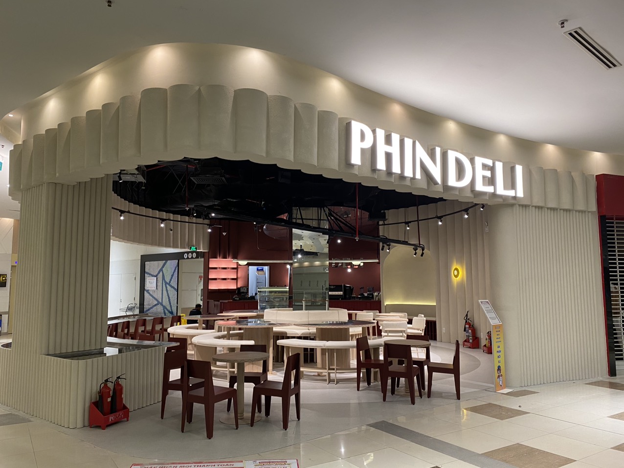 Phindeli Aeon Tan Phu 咖啡店丨越南胡志明市丨Red5 Studio-18