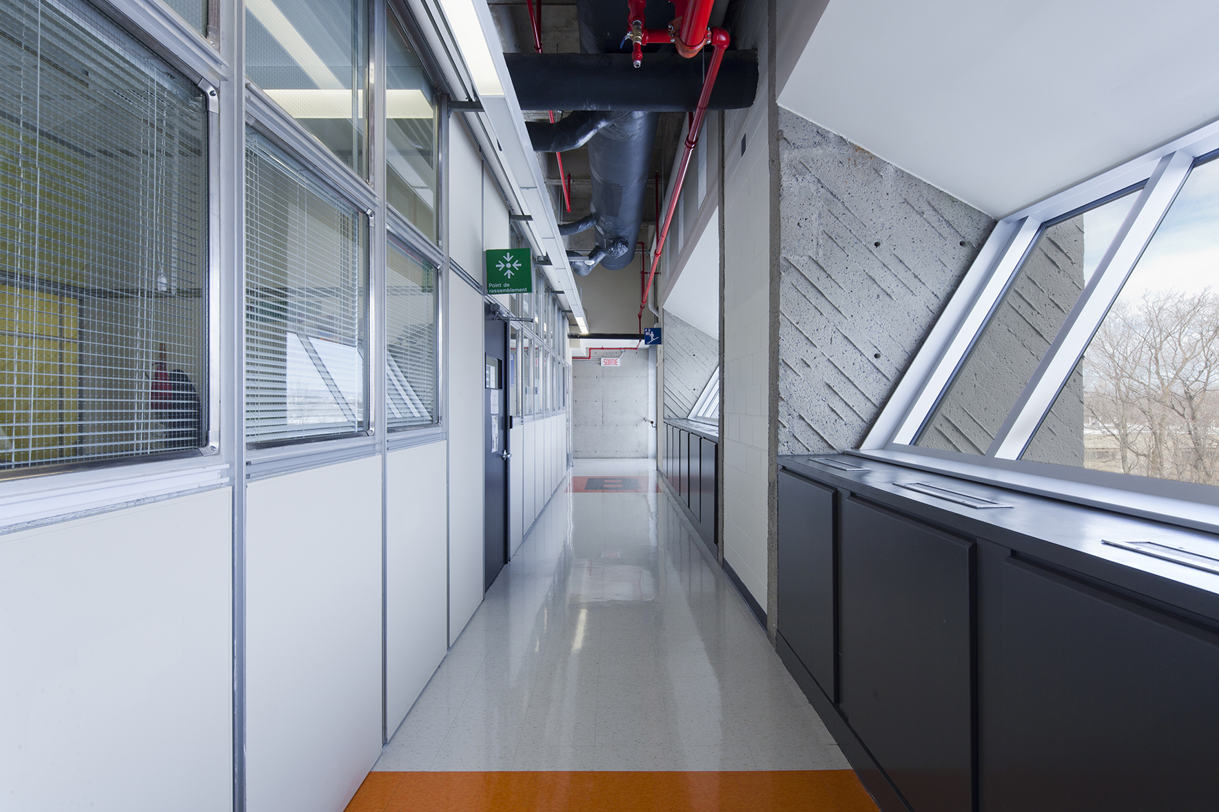 Re-fit of CEAEQ at Quebec City?s Science Complex-2