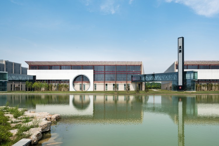 DEEJ Factory  5+design-1