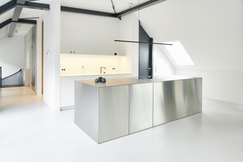 顶层公寓丨德国斯图加特丨MR Design Studio-2