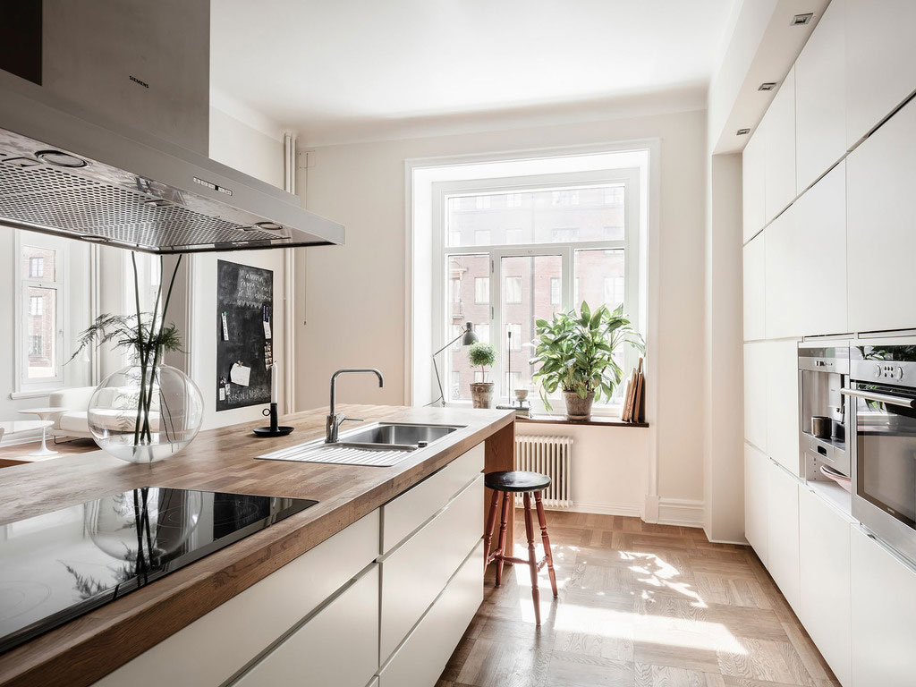 瑞典宽敞明亮的优雅公寓设计-10
