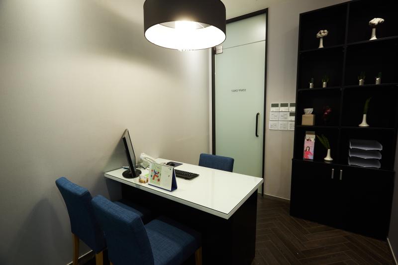 现代高级 84 平山别墅设计-11