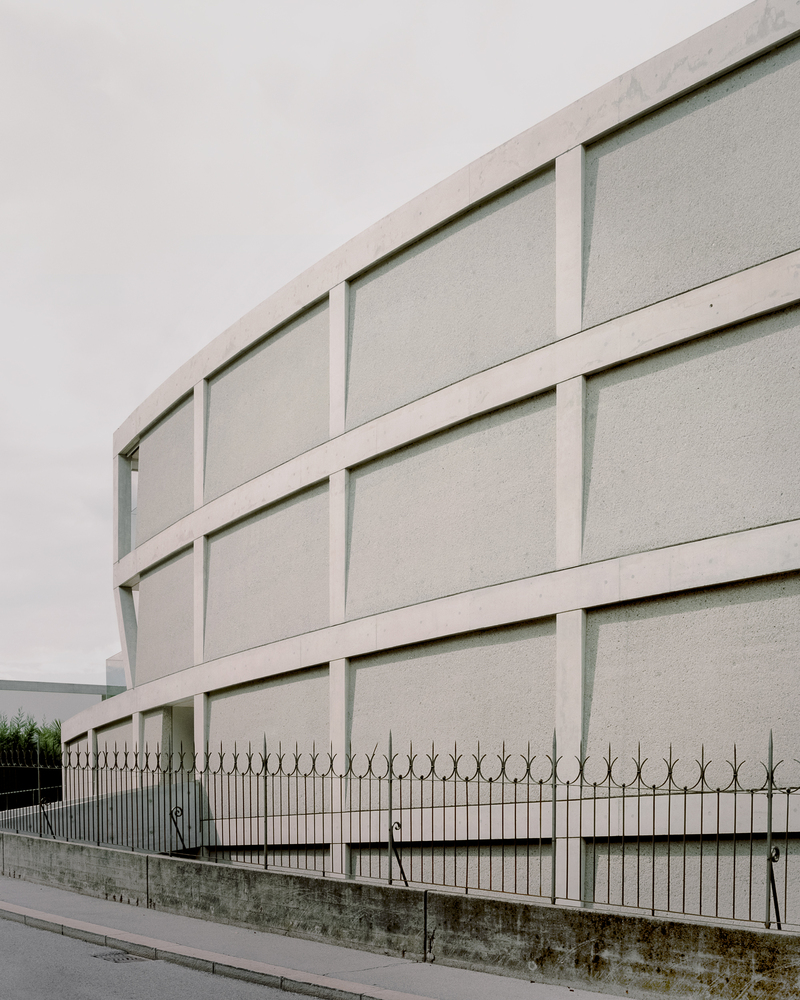 瑞士湖边网格建筑丨DF_DC-31