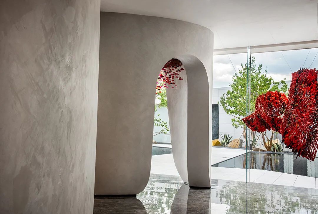 昆明龙湖·天璞售楼处 | 花都的浪漫共生-33