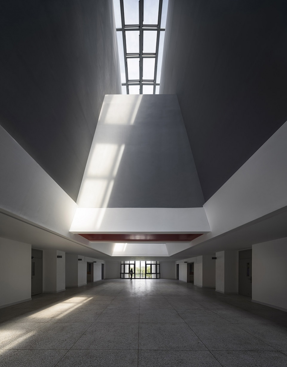 江苏省靖江高级中学新校区丨中国江苏丨江苏中锐华东建筑设计研究院有限公司荣朝晖工作室-125