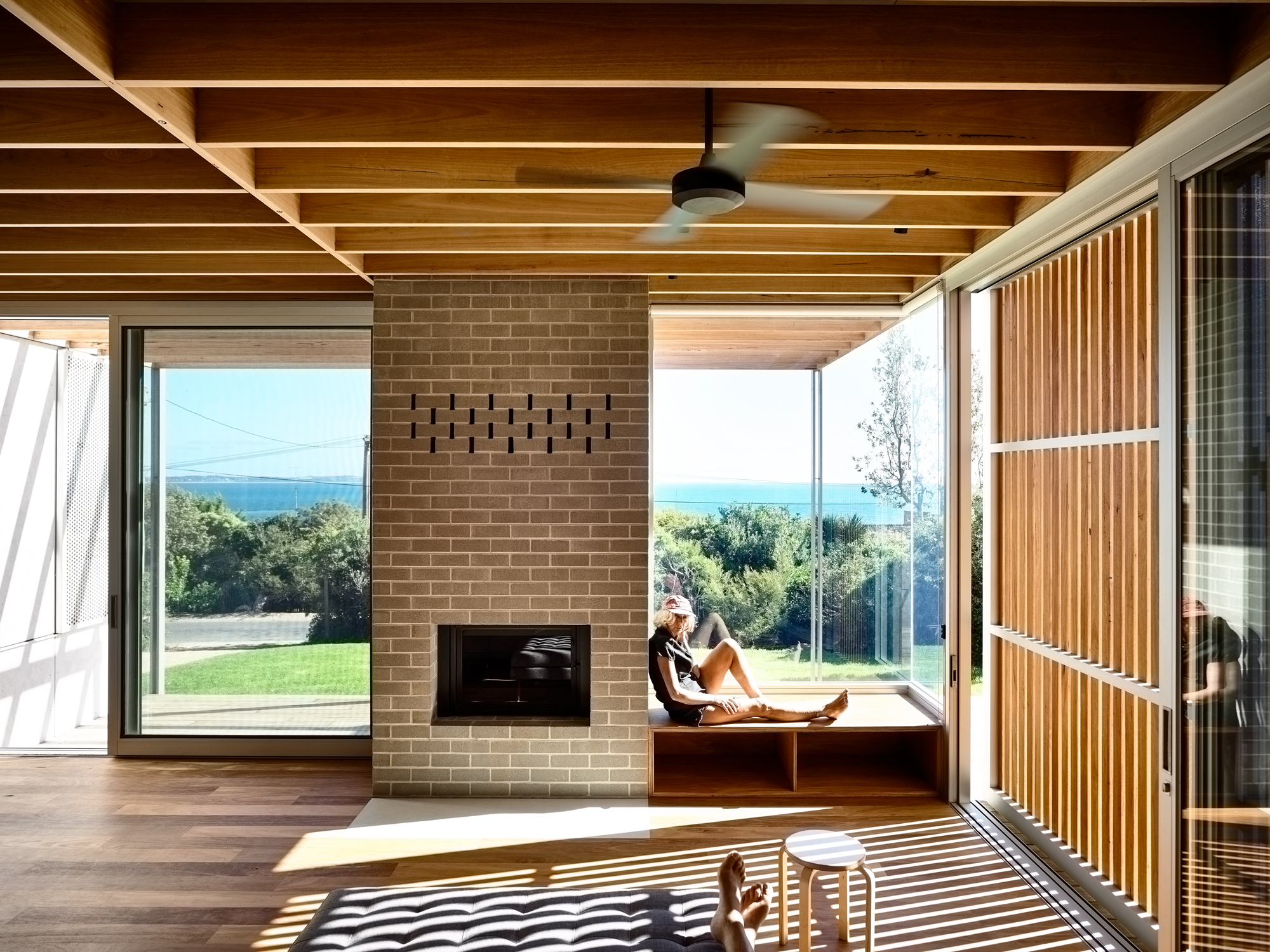 Seaberg 海滨住宅 | 打造内外空间流动的生活美学-12