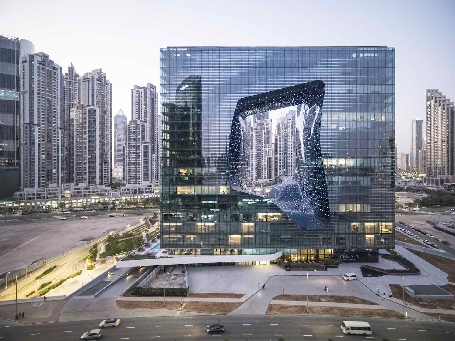ME Dubai酒店（位于The Opus大楼）丨阿联酋迪拜丨扎哈·哈迪德建筑事务所（Zaha Hadid Architects）-12