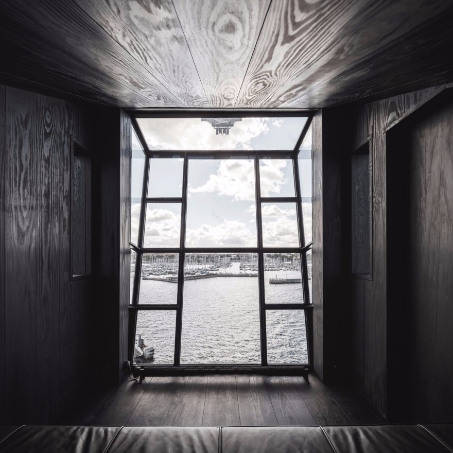 由起重机改造的酒店:The Krane Hotel-10