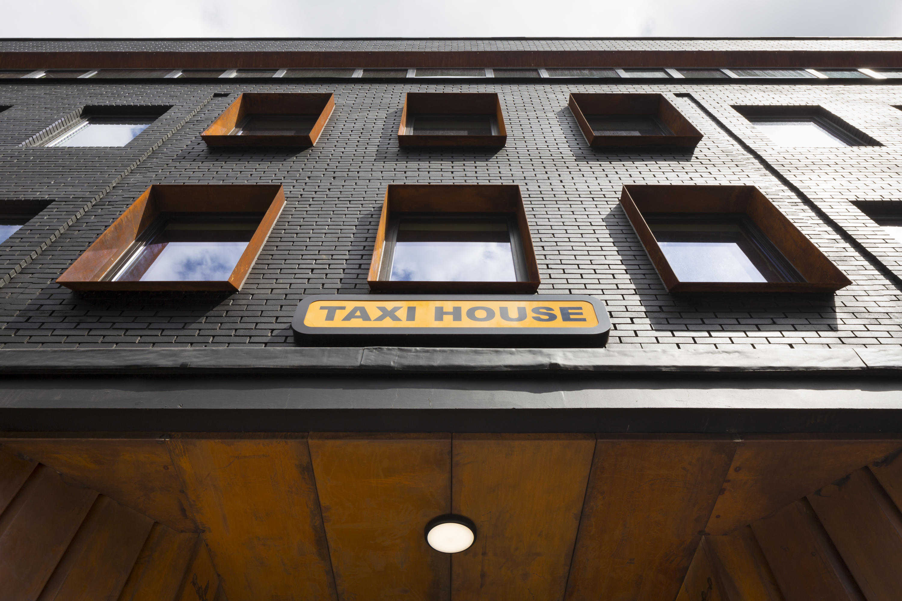 伦敦出租车司机协会总部丨英国伦敦丨Frost Architects-12