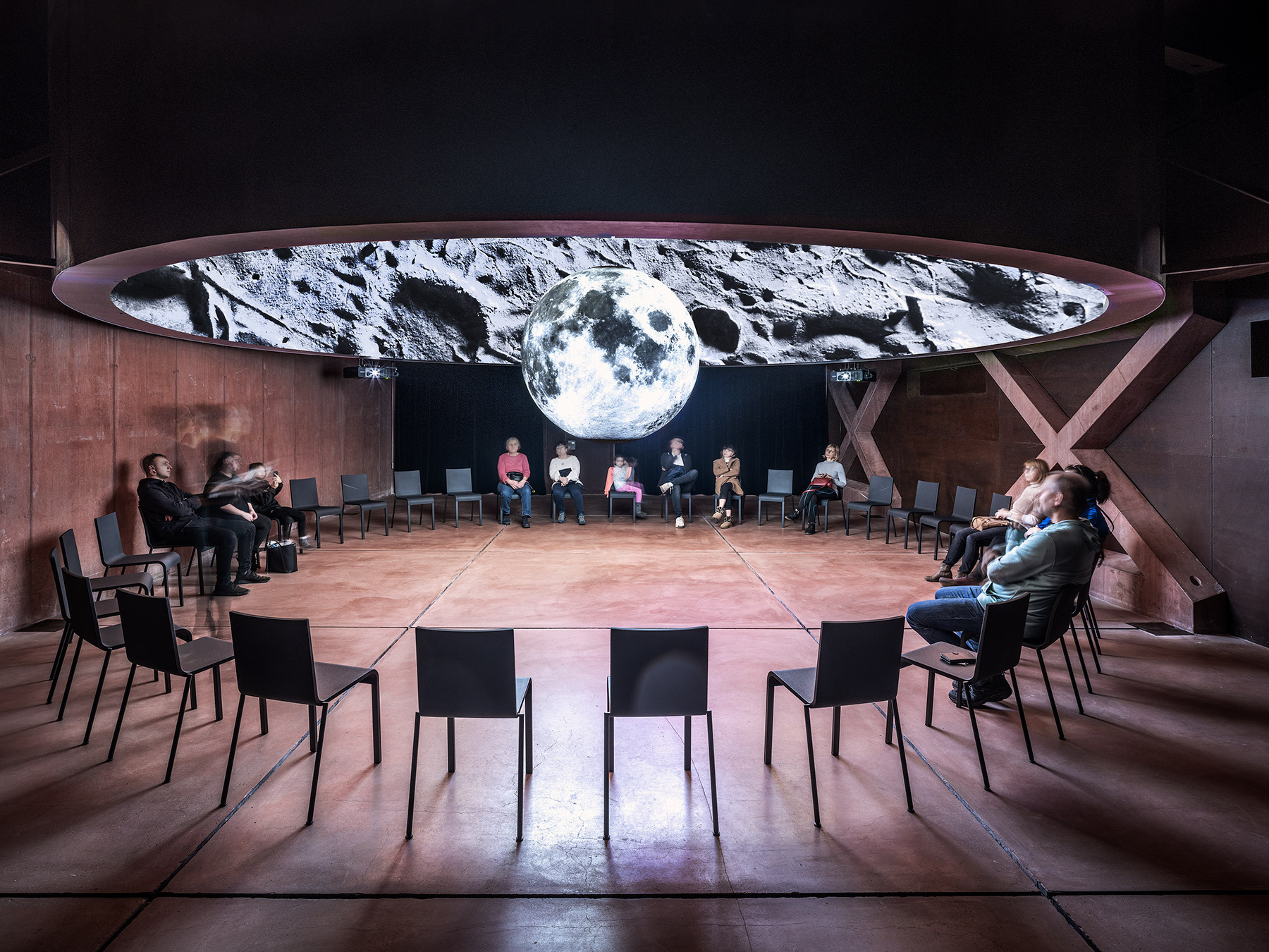 新舊共榮的城市典範：捷克舊磨坊改造，融合藝廊、教育中心、市民共享的文化場域 | FAM-52