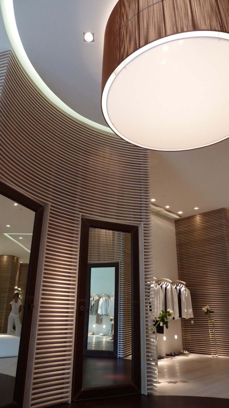 美国 Capri购物空间  Giachi-6