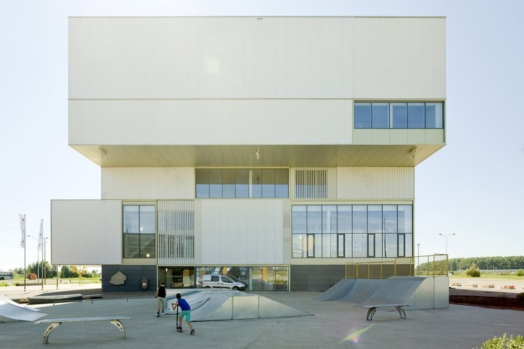 奥林匹亚瓦蒂埃Slangen+Koenis建筑事务所丨Sports Comple· Olympiakwartier-0