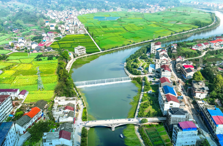 幸福河湖 | 引碧水助振兴 以红脉润三都-17